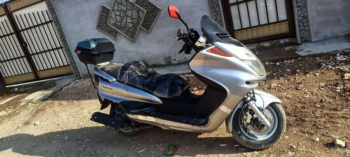 مطور للبيع الاستفسار خابرني الرقم ***********
