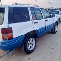 جراند شيروكي • مكينة 2500 • ١٩٩٤