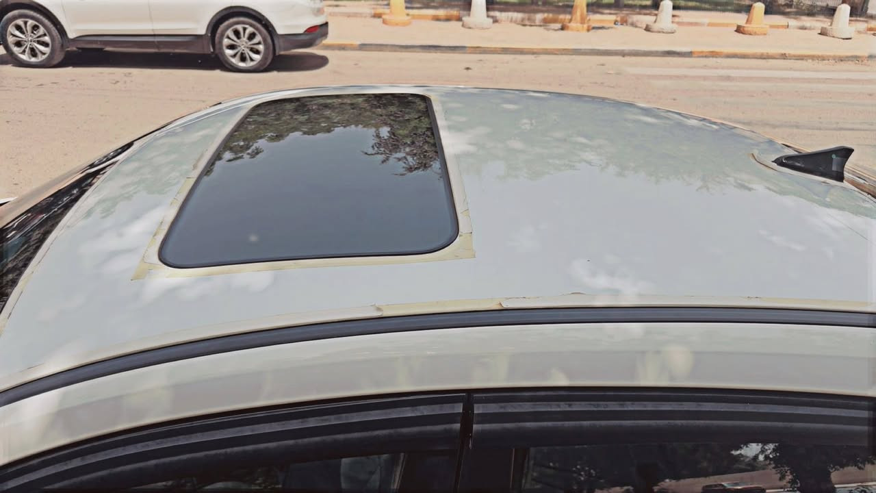 السلام عليكم ،، 
الانترا موديل 2024 خليجي  مكينه 2000 فول 
كشنات مخمل 
حساس امامي و خلفي 
كامره اصليه 
شاشه كاربلاي 
ويل 17 
سلايت 
تحكم ستيرن جهتين 
داخل بيجي 
اشاير مري 
بصمه عدد 2 
السعر 175 وبيع مجال بسيط 
ماشيه 64 
ملاحظه 
اكو ملاحضات اني ذاكره بالصور يعني أشرته 
***********
