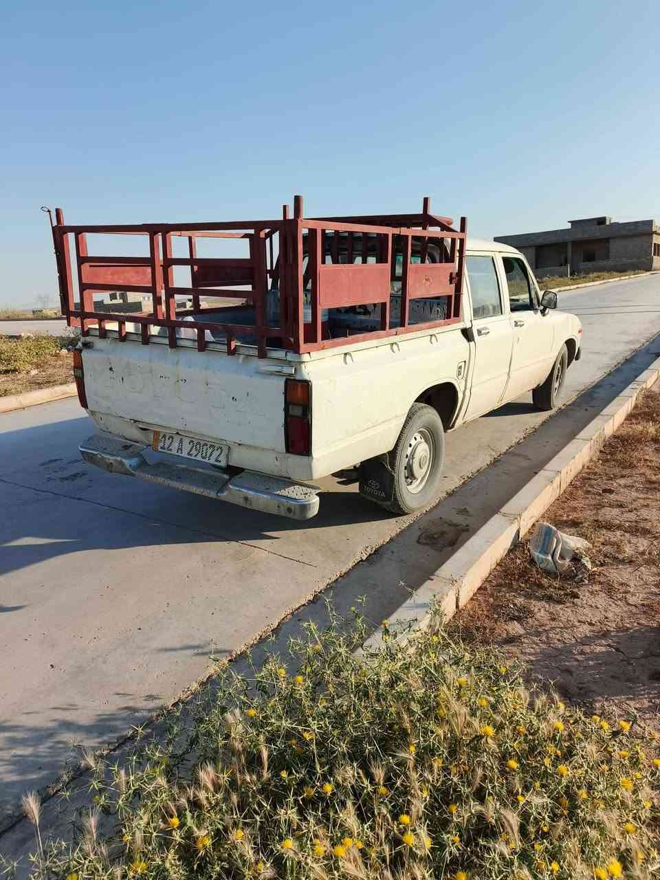 السلام عليكم 
اخوان عندي بيكم موديل ٨٣ دبل قمارة للبيع
رقم انكليزي السنوية 2029 شرط التحويل السعر 30 ورقة وبي مجال لطيبين 
 خابر عالرقم وادلل
***********
***********
