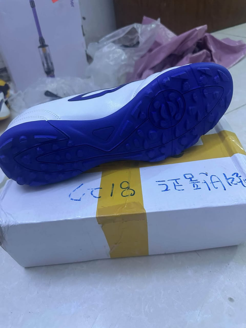 تارتان قياس ٤٣ طول القدم ٢٧ قطعه اصليه مخيفه السعر ٢٠ قفل


**إذا كنت صاحب هذا الإعلان وتريد حذفه لأي سبب، رجاءا أرسل رسالة إلى الدعم الفني**