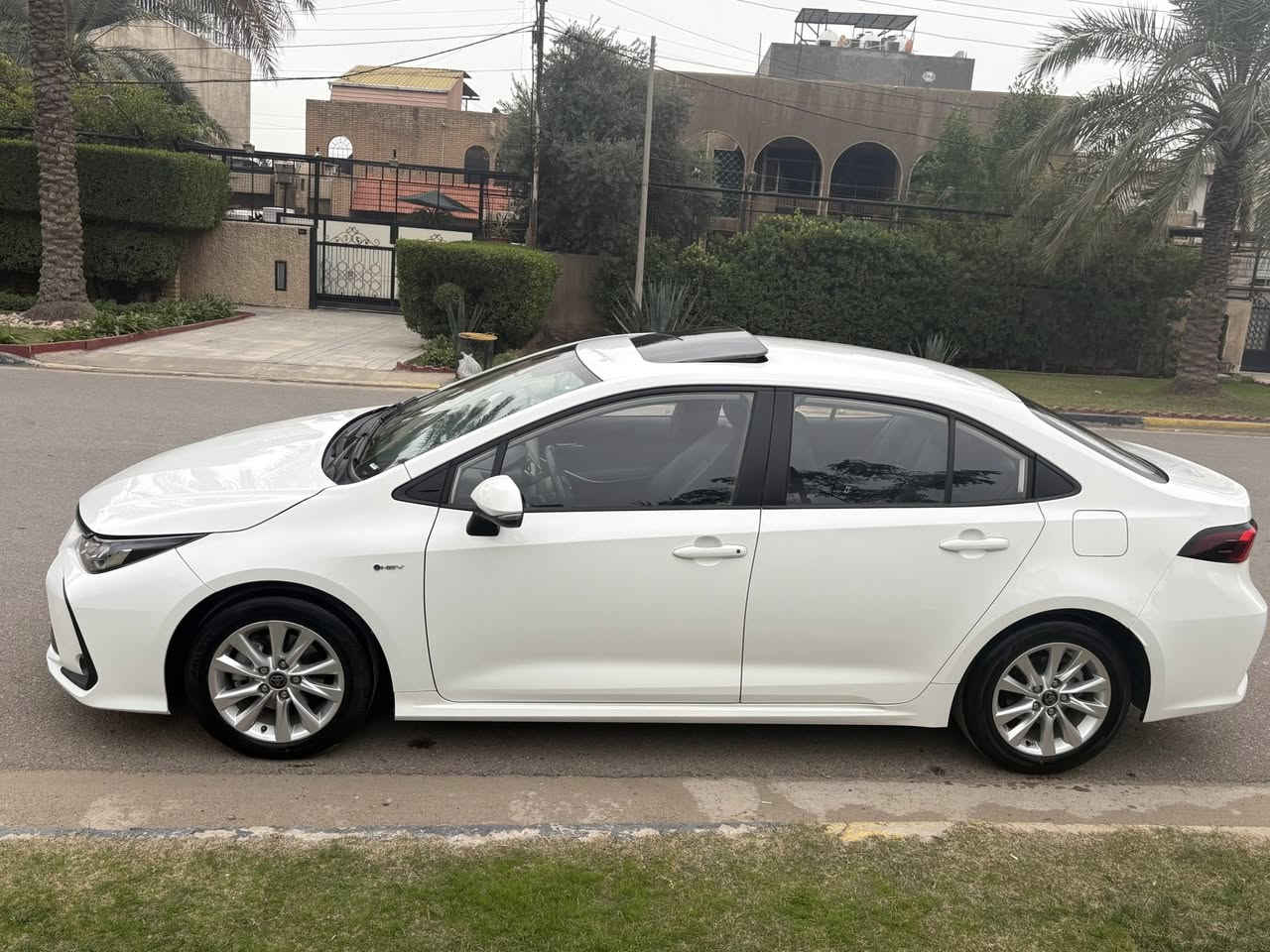 كورلا 2024 خليجي هايبرد HEV
مكفولة من الصبغ والبارد 
ماشية 13 الف 
رقم بغداد باسمي هزة جديدة 
مواصفات فول 1/1 كشن جلد 
العنوان بغداد الكرخ العامرية 
للتواصل *********** 
السعر 149 ومجال بسيط للشراي
