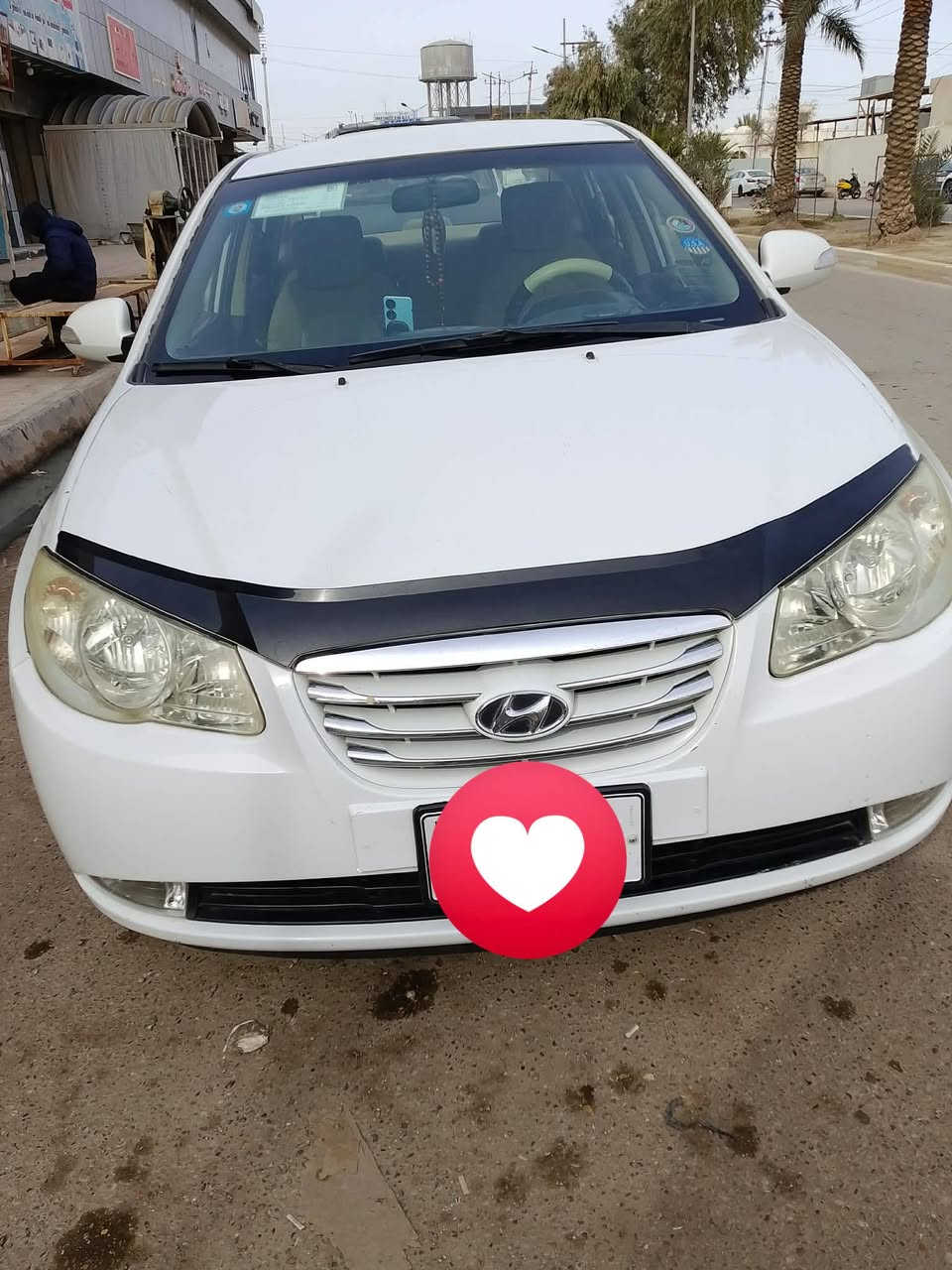 السلام عليكم  سياره الانتر للبيع موديل 2011 خليجي    
مكفول من ضربه صبغ بس بيه اشخوط بلباب خلفي ابينه بل صوره مكينه 1600 رقم سياره ديالى  مكان سياره ديالى بلدروز  رقم الهاتف ***********
