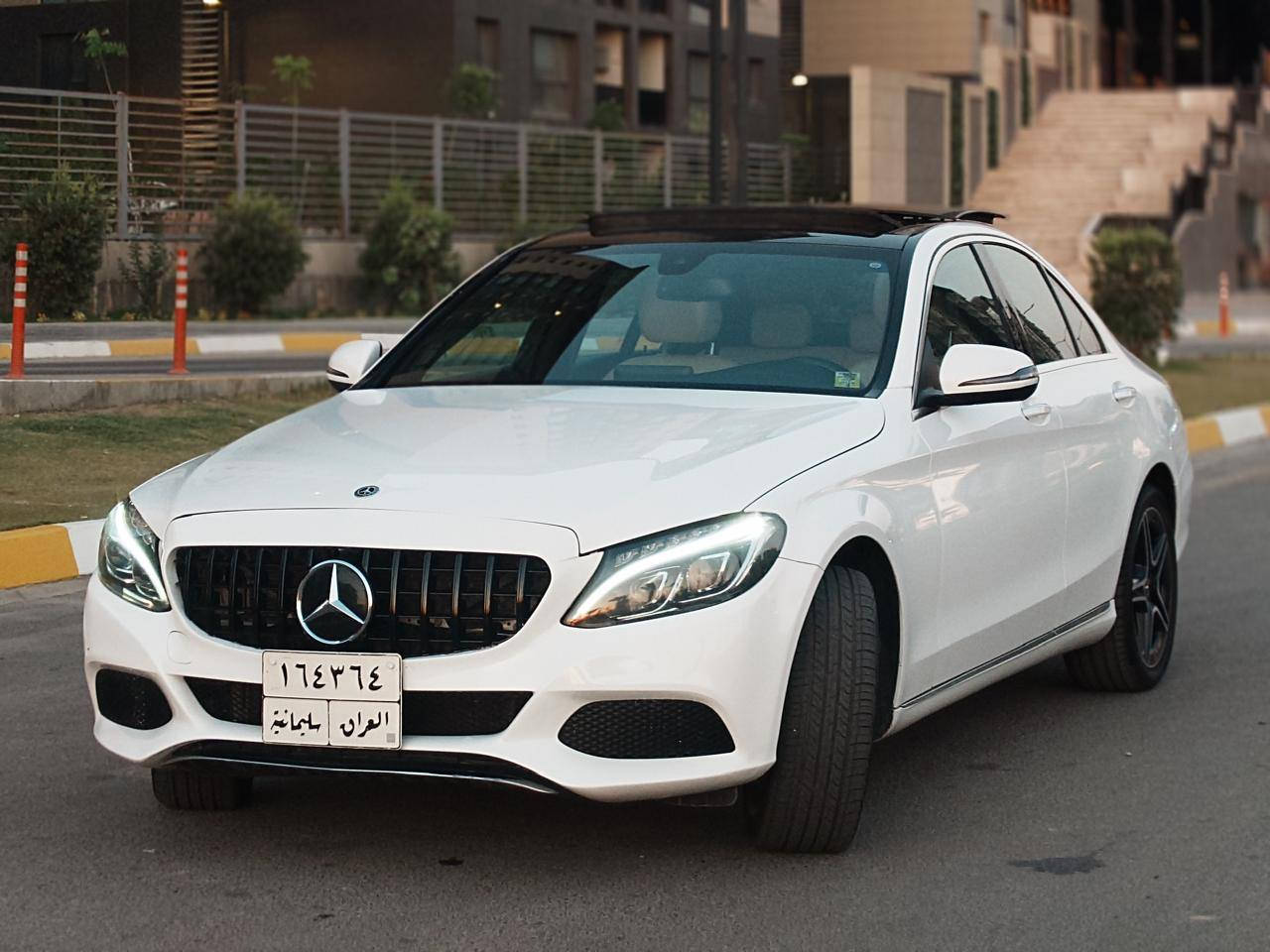 #الفئة_المحترفة

. كل هل فخامة بسعر K5 

مارسيدسc300 فورماتك موديل 2018

رقم سليمانية 

فول مواصفات وارد امريكي

 ماشيه 45 الف

الحادث: جاملغ ايسر وبنيد اثنينهم مبدلات وكاله نفس اللون بدون قطرة صبغ والايرباك راجع سستم والكلوب طافي

السياره مبدل صدر امامي كامل قبل اسبوع عند فراس الدليمي

ومسويله ادامه من بولش وحمام وسيرفز للمكينه عند كراج تان

تخم تاير جديد انتاج 26 تو سايز وويل اصلي بلادي وكاله 
السياره كامله بدون اي نقص

السياره فول مواصفات راح اذكر بعضهم:
-بصمه

-بانوراما

-داخل جلد ابيض

-كشنات كهرباء الاماميه

-تدفئه بالكشنات الامايه

-شفتات سترين

-شاشه كبيره

-مقعد السائق خزن ميموري

-5 وضعيات قياده فعاله

-جنطه كهرباء

-داخل صاج ملكي

-لايت+بك لايت LED

-مري شفط

-رادارت جانبية

رقم الهاتف: ***********

عنوان بغداد البلديات

#السعر
