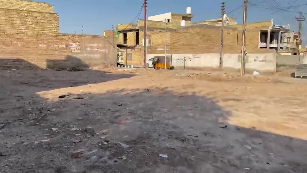 قطعه مساحتها٢٣٠ ركن  طابو
العنوان حي المعلمين الجديد مقابل نادي دجله

***********
