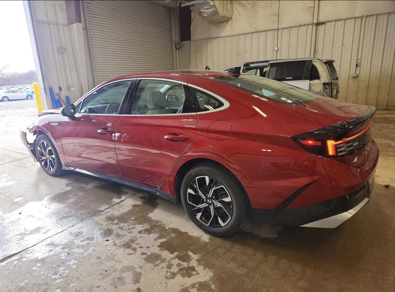 Auto car company 
فرصة مميزة الاصحاب كتب الشهداء
#*اعلان بيع مباشر*
Hyundai Sonata Sel 
الموديل  2024
حجم المحرك   2.5
تعمل وتسير
الحادث كما موضح بالصور
  *السعر  69*     *ورقة فقط   *
*يتوفر نقل حاليا الى العقبة لاردن او تركيا مرسين*
*يتوفر كتب شهداء مضمونه من قبلنا*
للاستفسار الاتصال على 0770987724
او زياره موقعنا القرنة  شارع الجمهورية  قرب حمام الحسنين
اوقات العمل من الساعه 4:00مساءا حتى 
الساعه 10:00ليلا


**إذا كنت صاحب هذا الإعلان وتريد حذفه لأي سبب، رجاءا أرسل رسالة إلى الدعم الفني**