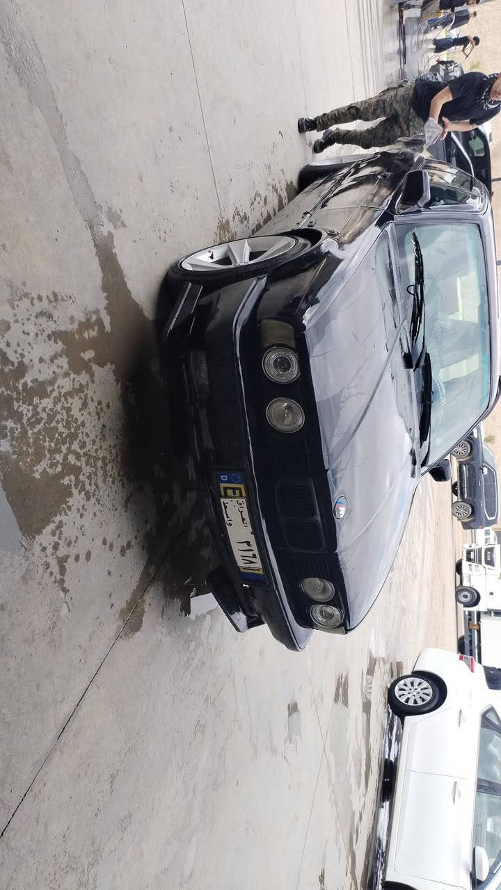 بيم ٥٢٠ كبس دجيتال سيارة بكلار مالهه راعي كلشي ماكو مستمسكات سيارة تمشي خير من الله ٢٠ ورقه بلاش ***********
