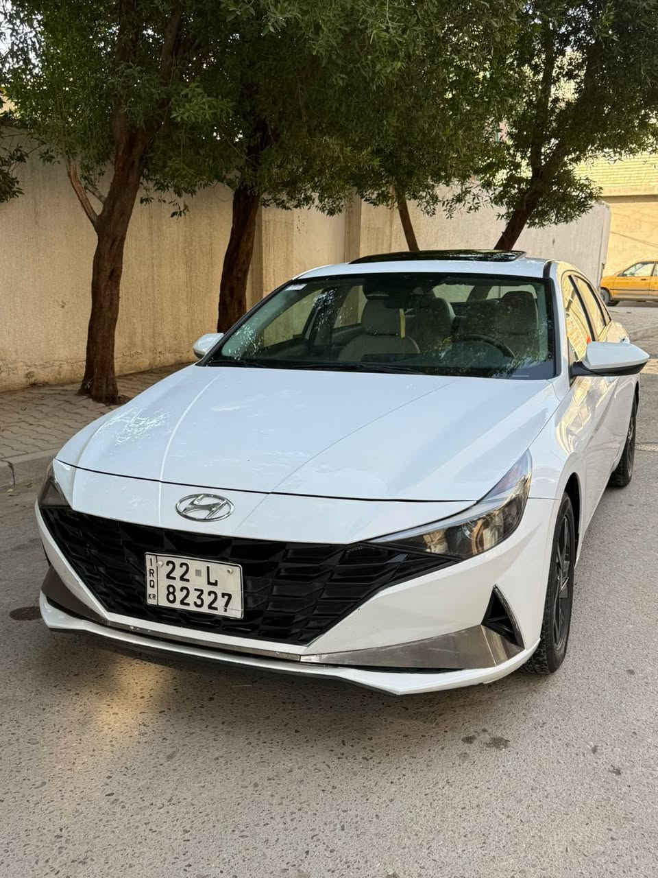 السلام عليكم للبيع النترا امريكي 23 رقم اربيل ب اسمي
مواصفات 
فتحه
بصمه 
تحديد مسار
سياقه ذاتيه
مثبت سرعه
فول رادارت
شاشه دتجل تدعم كار بلي
اناره دشبول بلادي متغيره الوان
كشنات تدفئه 
ستيرن تدفئه
ثلاث وضعيات قياده
نقطه عمياء 
مانع انزلاغ
مكينهً2000 
مكان سياره بغداد
سعر 165$وبي مجال
***********
ملاحضه(سياره بيها عته بلكير)
