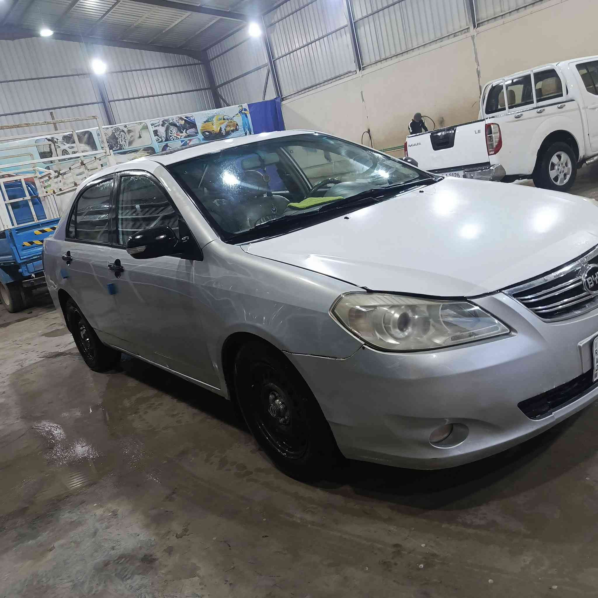 بيوايدي مديل 13
مكينه بلاد ياباني گير عادي خير من الله 
سياره جاهزه مكفوله من العيب الشرعي 
بيها هلالات بلحزام ومعمريهن 
تبريد شغال 
سياره مال جناي ما تعب 
مداور ثاني يوم السياره بسمي 
كهربائيات كلها شغاله  
حداديه 60/100 
مكان السياره ناصريه مركز 
السعر 50وبيها مجال 
***********
