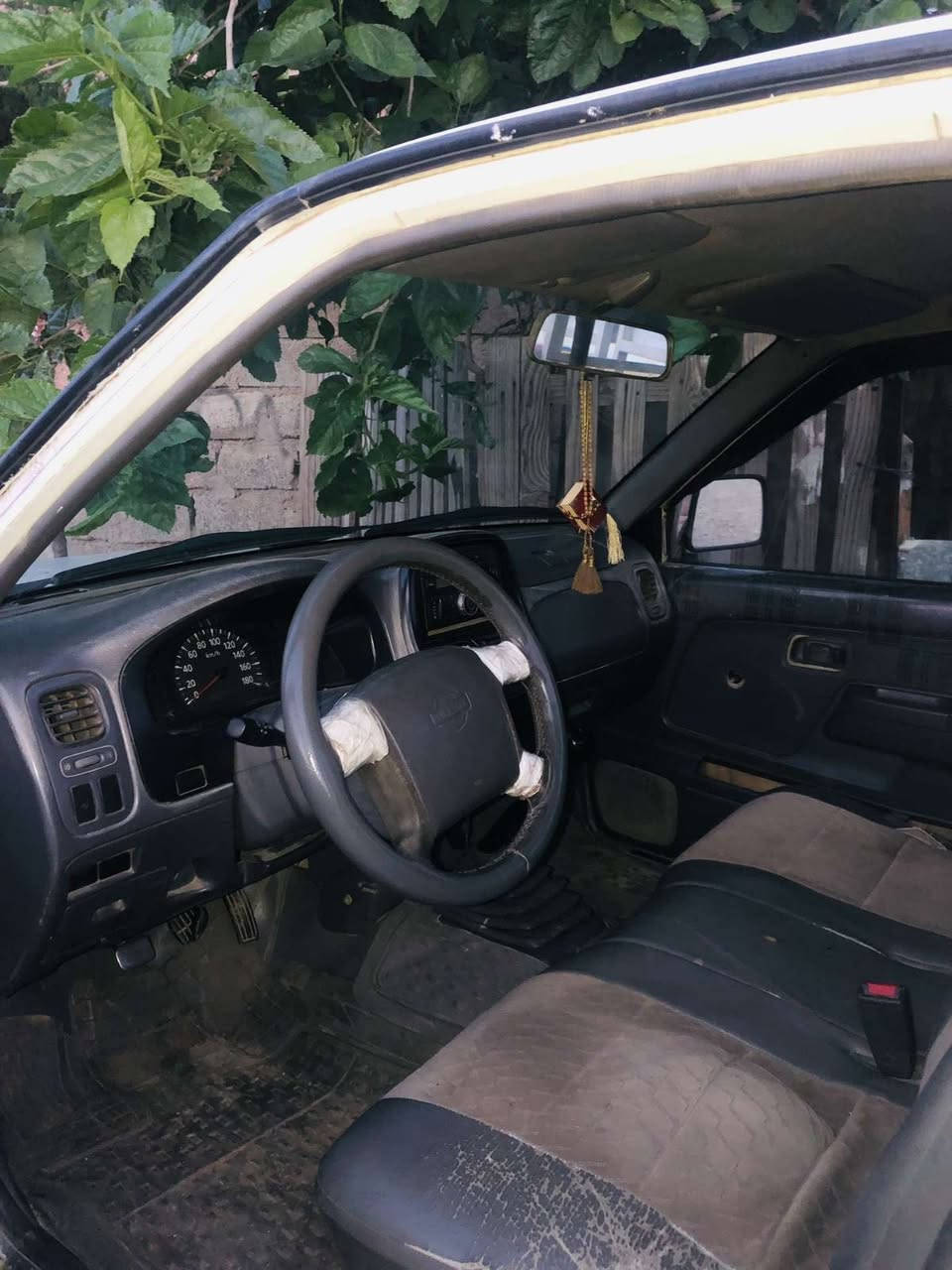 موديل 2001 مكينه ى كابرئته تحويل به شه رت هه مو گيانى به شه رت ره قه مى ئستا نوئ كرايته وه غرامه ى به شه رت چوار تاى نوئى له بنه عام بغه بو جوانى بئ ده عمو بئ لئدانه شتئ كو پاكو خاوئنه ***********
