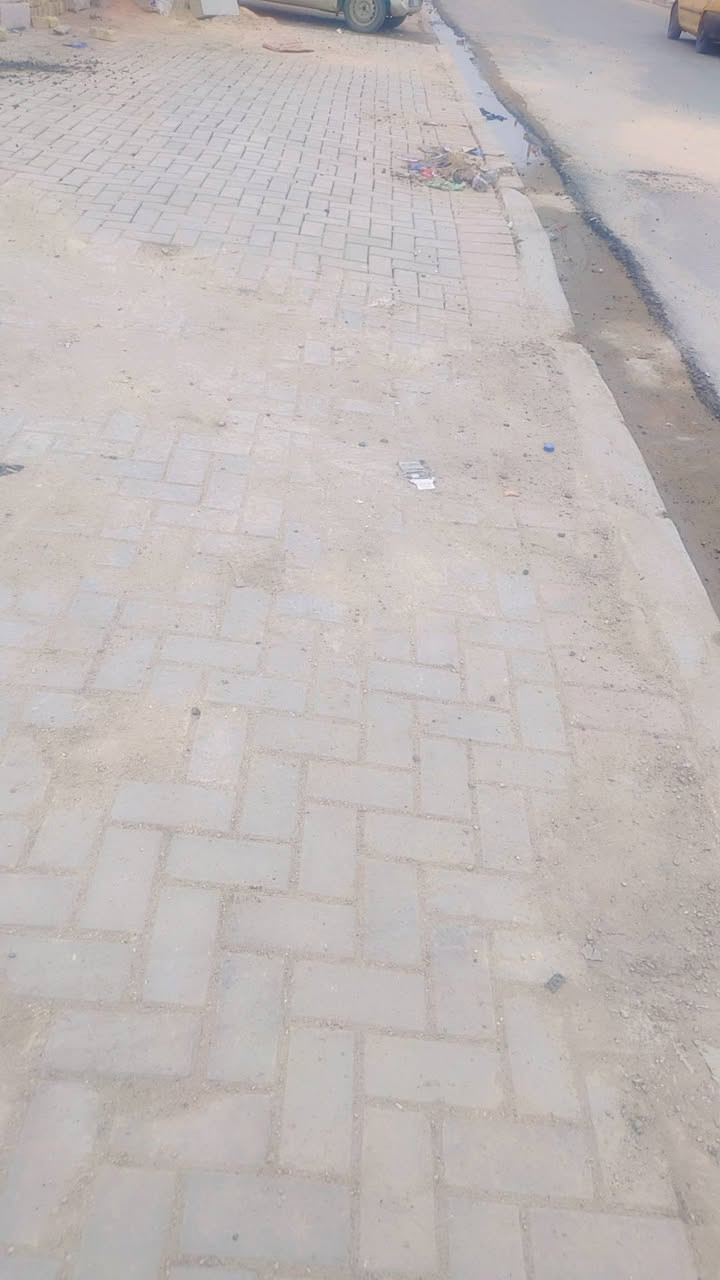 عرصة طابو صرف 
مساحة 230م 
تتوفر كافة الخدمات 
تقع في حي العسكري الاول قرب مركز شرطة الامام الحسين ع 
للاستفسار الاتصال على الرقم 
***********
