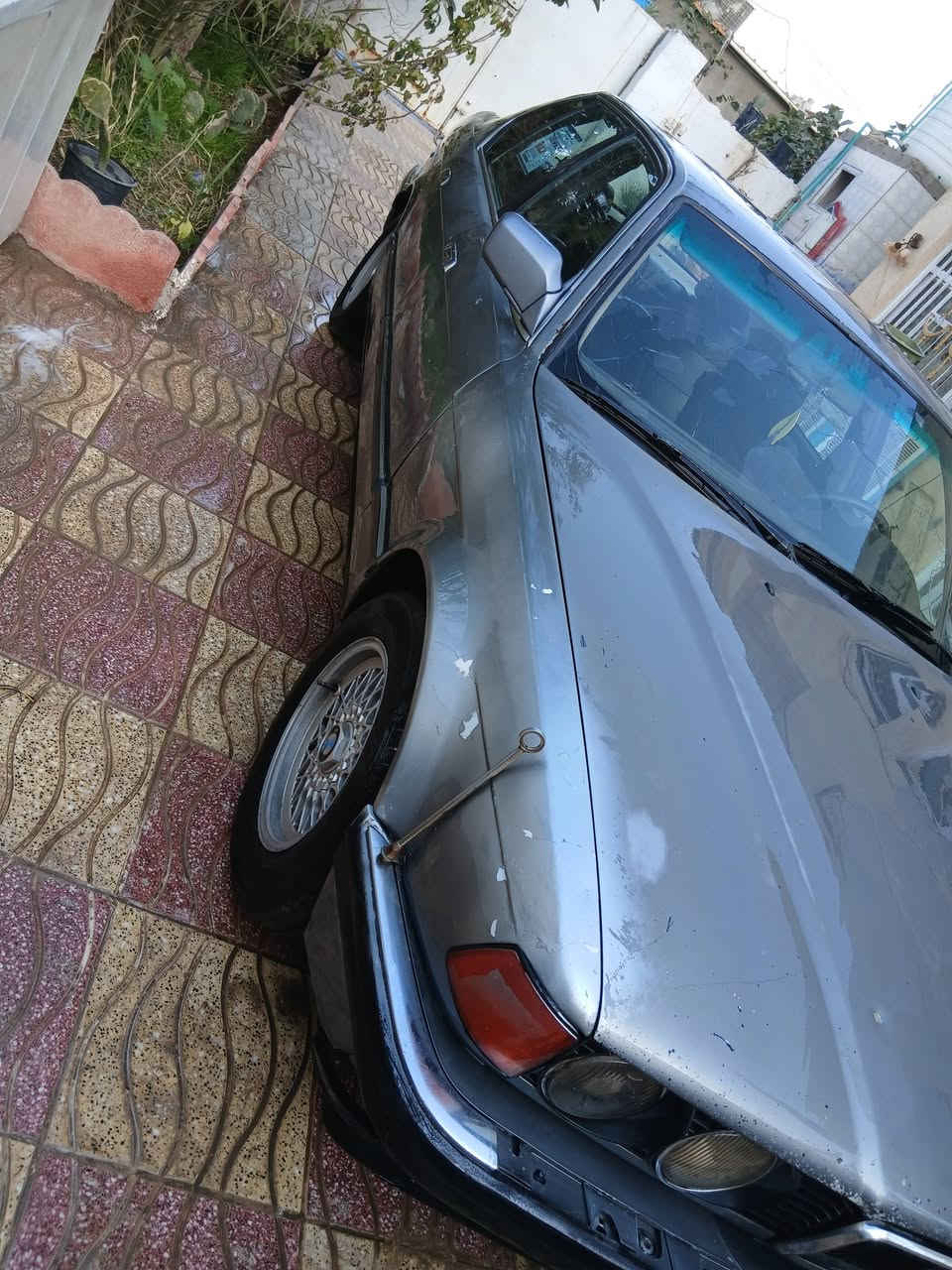 سلام عليكم  بي ام  موديل 1992  حجم 735  رقم بغداد تحويل ثاني يوم مواصفات بجم عريض فتحه كير مكينه تبريد تاير منضومه غاز  صدر كفاله ضربه وكص وعيب شرعي سياره جاهزه 
بيع او مراوس حسب قناعه مكاني بغداد مجمع بسمايه ***********
