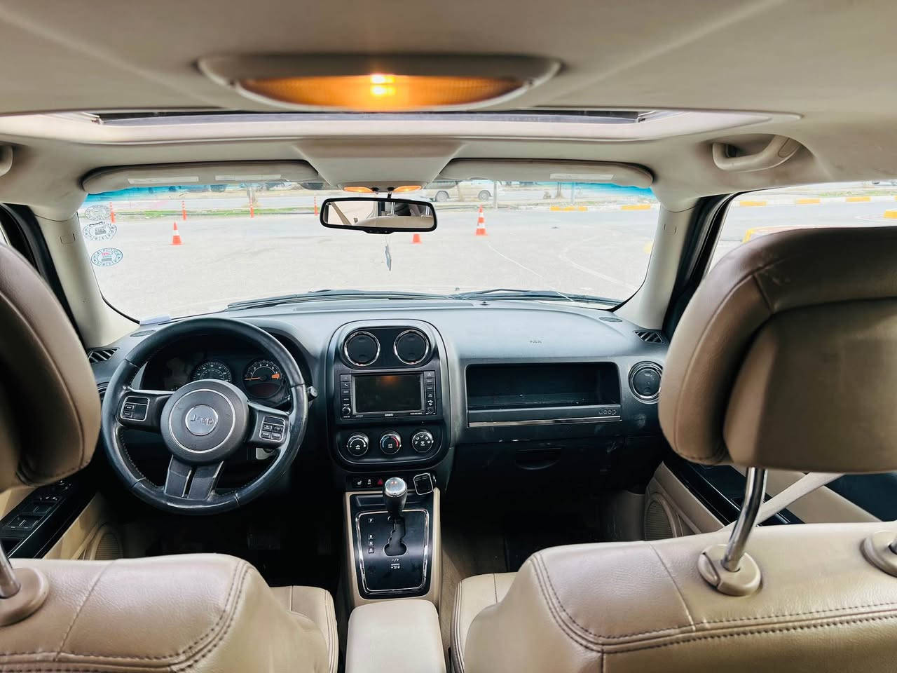 جیپ پاتریۆت ٢٠١٧ بۆ فرۆشتن 
 گێر ئۆتۆماتیک 
مواسەفات شاشەو کامیرە ئاوینە کارەبای سوکان ڤۆلیۆم کوشن کارەبای و هیتەر  
تەبریت ساردو گەرم بە شەرت 
ڕەقەم هەولێر سەنەوی تازەیە 
چوار تایەی تازەی لەژێرە 
سەیارەکە هی ماڵە هیچ مەسرەفێکی تێدا نیە 
گێر و مەکینە بە شەرت
پێش و پشتی کەپس 
دوو دەرگای بۆیاخەناو دەرگاکەی گرتوە دۆسەکەشی بۆیاخە لە ڕەقەم شانسی دیارە
سەیارەکە بە ناوی خۆمەوەیە 
تەحویل و خرامە بە شەرت 
شوێن ڕانیە 

1C4NJPFA1HD201518   رەقەم شانسی  

 بۆ نرخ نامە بنیرن یان تەلەفۆن بکەن 

0750 377 1835
  
وەتس ئەپ :*********** رانية, السليمانية
