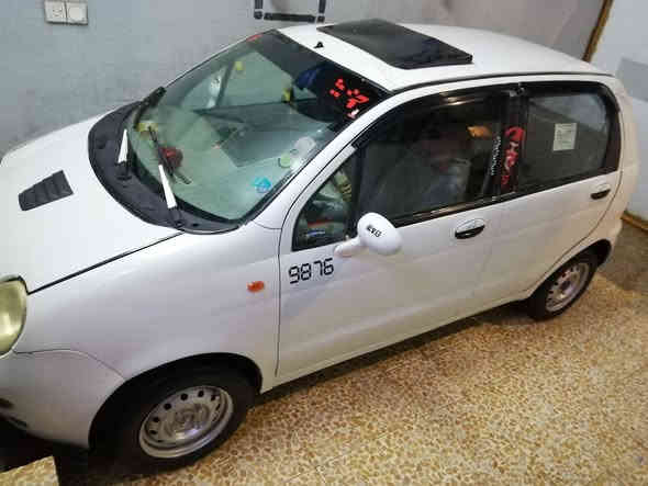 2012
***********
كاربون فانزين بيه
ثانويه مالها ساخطه
فخم تايه جديد
قطعه واحده بس باب الباب
سعر 28
