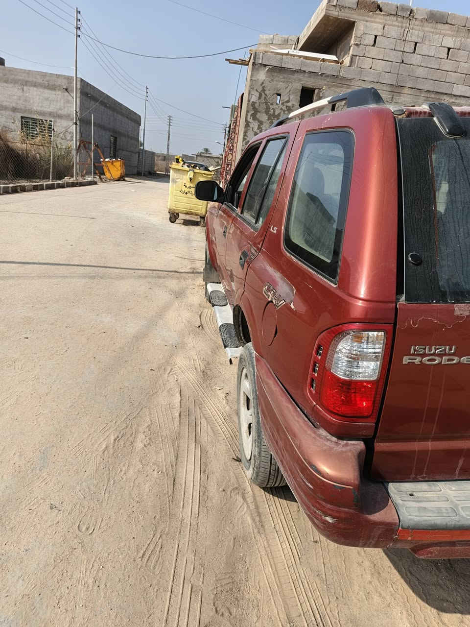 ‏سياره ازوزه للبيع مديل2000كير ومحرك جدد توه شادهن كير ومحرك VVT سياره بسمي  رقم بصره
‏نقص جامة السايق  المكان كرمة علي منطقة الخيط النزله الثانيه  السعر 45وبيه مجال قليل  رقمي ***********
