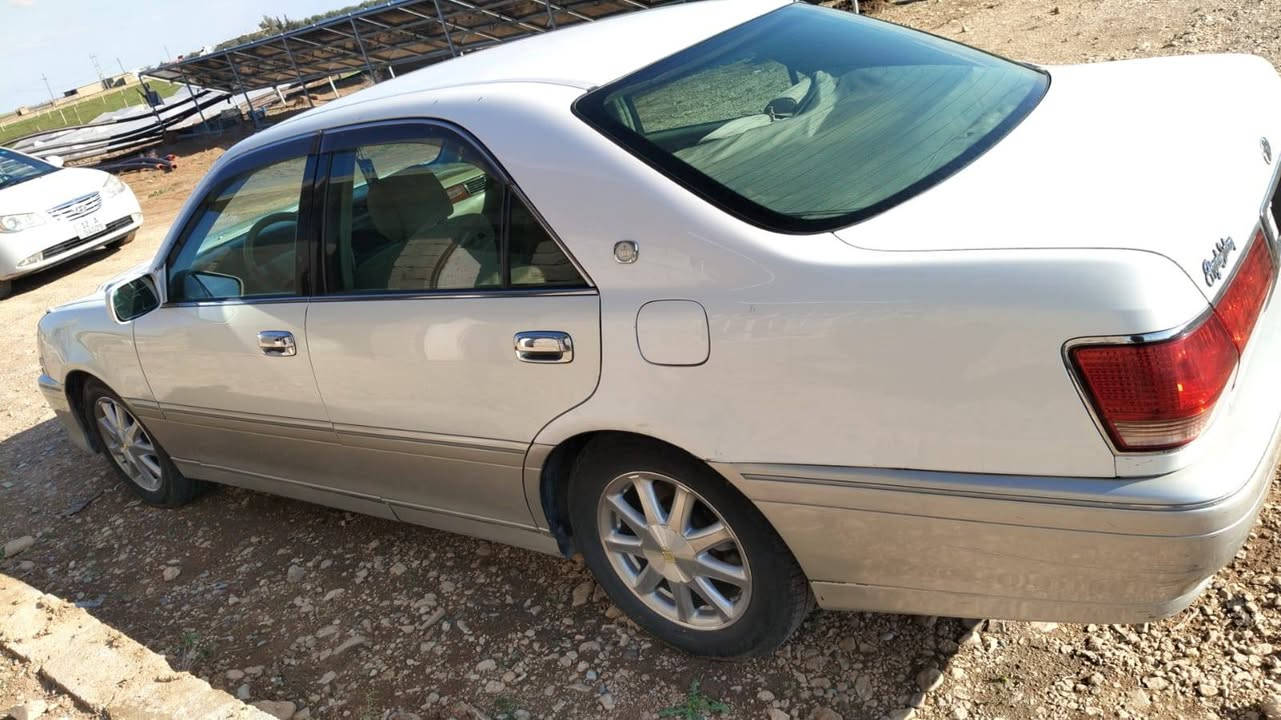 السلام عليكم
ملكه للبيع ٣دكم مكينه دي فور الكبير شادلها سستم جديد مكفولة من الكص وضربه القويه صاحب سياره موجود بالعمارة رقم كركوك كتاب الحجز موجود عندي على قرار الجديد السعر ٨٥ وبيها مجال الاتصال على الرقم ***********مكان سياره محافظة ذي قار الناصرية مركز
