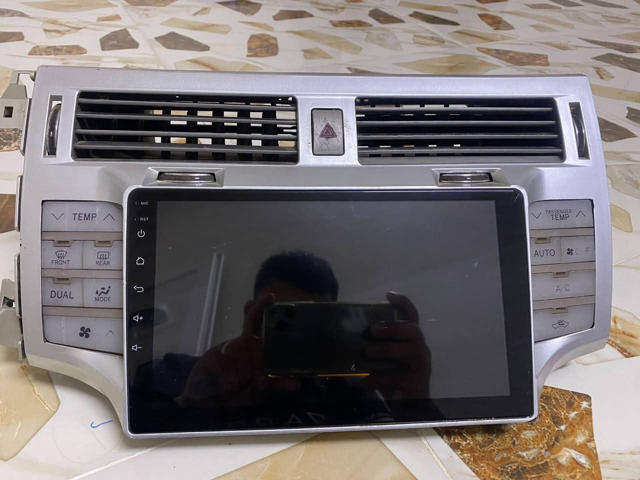 سلام عليكم شباب هذه مسجل ول قاعدة للبيع سعر 150 بي مجال كول شغال شرط هذه رقم تصال أو ورسلاء صفحه ***********
