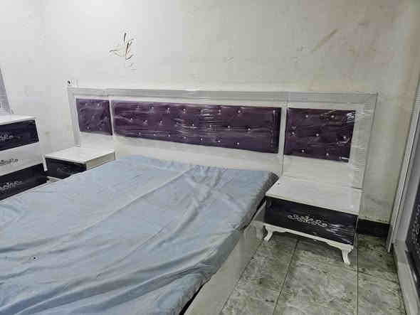 غرفه نوم للبيع نظيف كلش كامل سعر 450 الف فقط سارعو بل حجز *********** كركوك ***********
