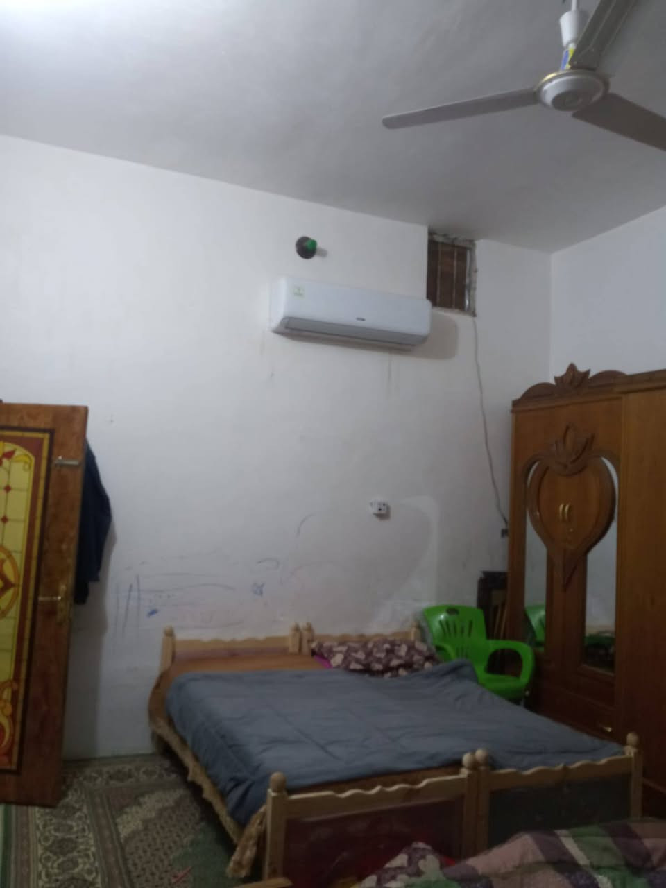 الدار للبيع
طابو صرف مساحه 125

***********
الهاشميه حي العسكري
