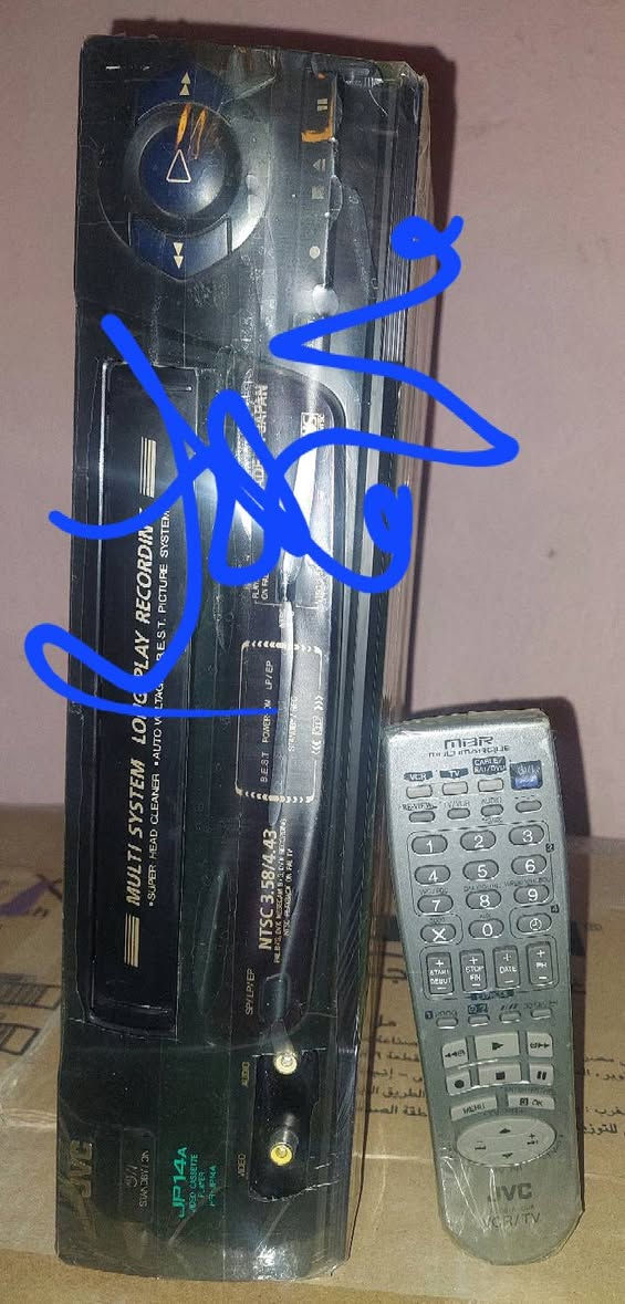 للبيع
جهاز فديو(JVC) حجم كبير VHS ب 4 عدسات جديد جدا نظيف  نظافه 100%
صوره وصوت وعرض وتسجيل مع ريمونت كنترول 
التحكم عن بعد  سستم  أنظمة (OUT PAL  Sikam 4.3NTSC NTSC 4.58 )  نظام تشغيل LP  وSP  وEP  تحكم عن بعد نقص كارتون فقط  وب العافيه اللي بيكون من نصيبه .
سعر الجهاز ( ع الخاص )
خدمه توصيل لكل المحافظات في العراق 🇮🇶 
مع شركه الامزون للتوصيل السريع .
للاستفسار اكثر مصور الشباب ميسان شارع المرور القديم حي المعلمين . ***********
***********   إتصال واتساب تلكرام محمدمعله
