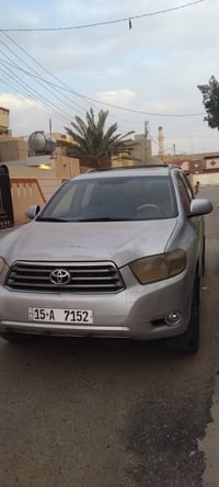 سياره للبيع  موديل ٨ وارد امريكي  هذا رقمي  ٠٧٨٠٠٢٦٦٥١٤