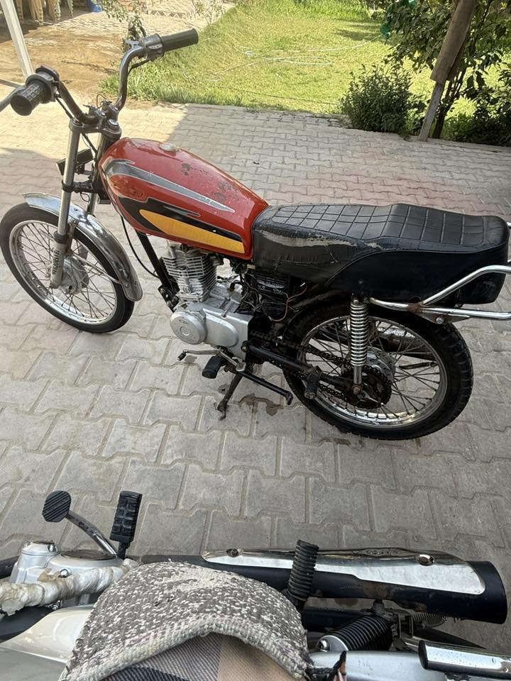 دراجة أربعه كير أوراق اصولي موديل 2020 تفاصيل خاص ***********
