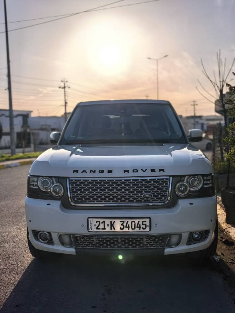 Rang Rover voge 2010
ڕەقەم سلێمانی 
زۆر زۆر پاک و جوانە
هەموو گیانی وەک خۆی ماوەتەوە 
بێ خەلەل و بێ کێشە  
سلاید فول  
مەکینەی V8 _ بێ _سووپەر
یەک پەلەی بچوک  بۆیاخی هەیە 
مەکینەی تازە تەشفیت کراوە
180 هەزار کیلۆمەتر ڕۆیشتوە
بۆ نرخ پەیوندەی بکەن یان نامە بنێرن 
***********
*********** شمشمل, السليمانية

