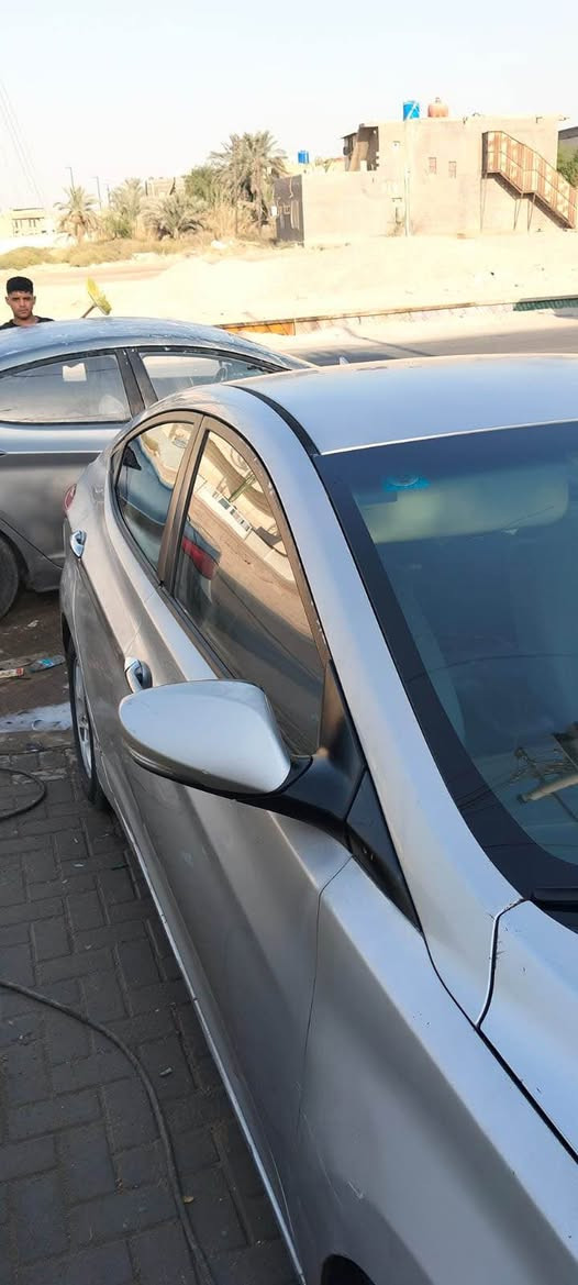 النتره افتنتي مكينه جي دي 1600 مكفوله من اضربه اما صبغ ما مكفوله كير مكينه مكفولات باسمي بصره تواصل *********** البصرة, العراق
