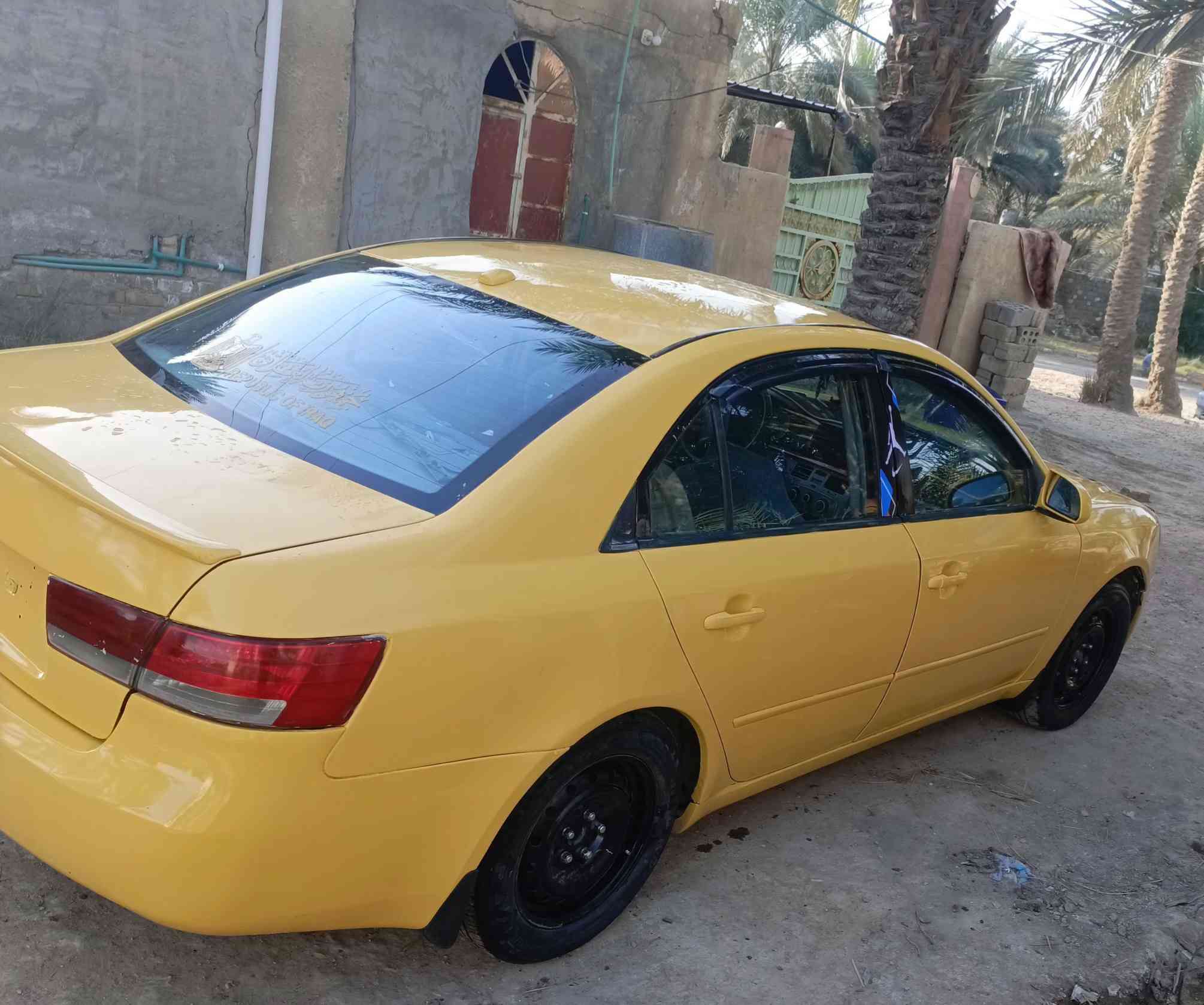 السلام عليكم سونات موديل 2008جاهزه 
مكينه كير حداديه تخم تاير تبريد شاشه 
رقم بغداد دولي سنويه جديد 2029
 بيه باب مبدل فقط السعر 78وبيه مجال 
مكان بابل القاسم رقمي ***********
