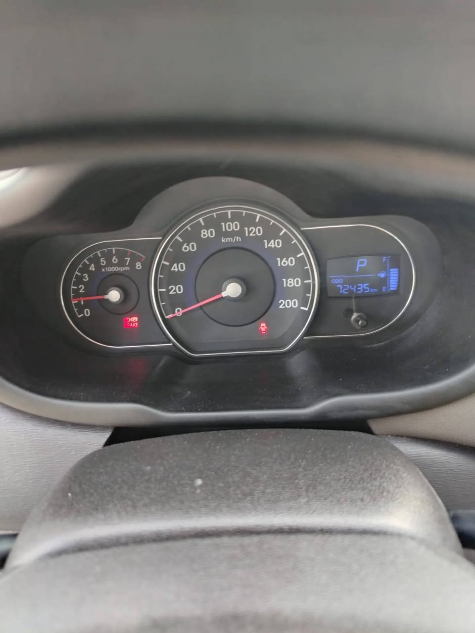 السلام عليكم من رخصت الادمن سياره موديل 13 كفاله عامه ماشيه 74 حقيقي جاهزه من كلشي مكان السياره بغداد تقاطع درويش للتواصل ***********
