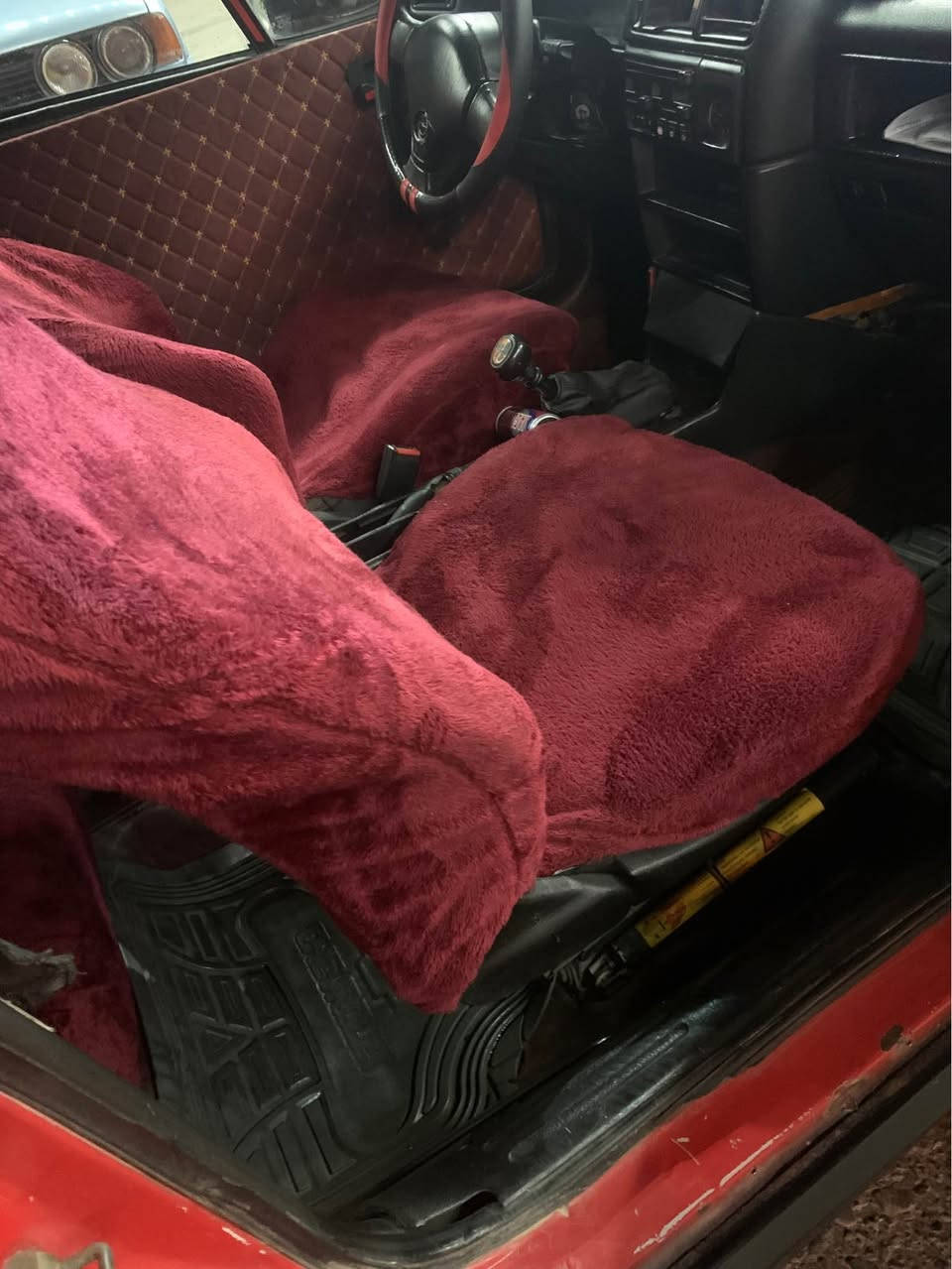 ئۆپل کالیبرا مۆدیل ١٩٩٢ مکینە بیست پاوەر گیرو مکینە بەشەرت کارەبای توندو تۆلی بەشەرت سەنەوی اوەلیات بەشەرتی ناو دایرەی مرور سحری ١٧وەرەقە قوفلیتی رقم تلەفۆن  *********** أربيل, العراق
