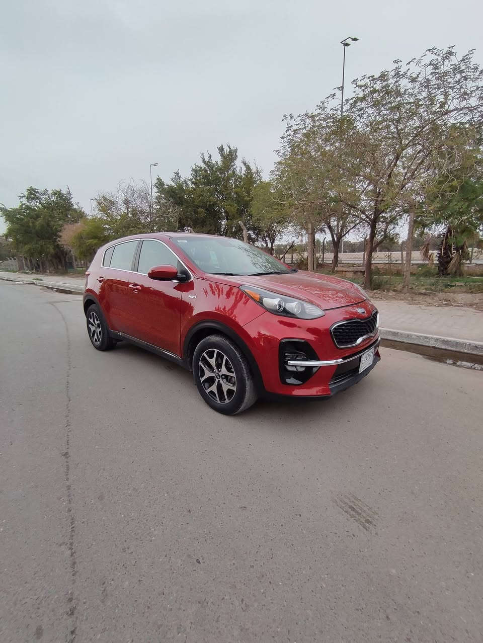 كيا سبورتج امريكي 18
حادث جاملخ تبديل وطرف البنيد مصبوغ وصبغ قبغ جنطه بدون دواخل بدون ايرباك وسونار موجود صور الحادث لا توجد 
مواصفات شاشه كامره تحكم كامل فور ويل تبريد قطعتين ماشيه 58 الف  مكان بغداد سعره 143 للاتصال ***********
