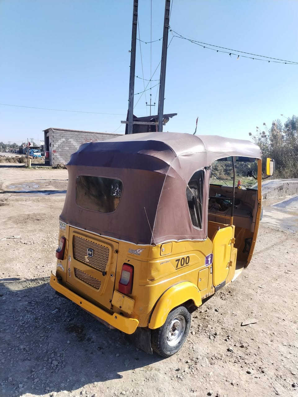 السلام عليكم
تكتك بجاج ٢٠٢١ شهر ثالث
بيها لغد وشويه يم البكلايت
الباقي مكفول محرك شرط كفاله ويخبل تراي وين ما يعجبك
أوراق اصولي وساحبلها قرص مال ترقيم
#السعر ٦ وربع بيها مجال بسيط 
مكاني بابل الحمزه الغربي الطريق السريع
***********
