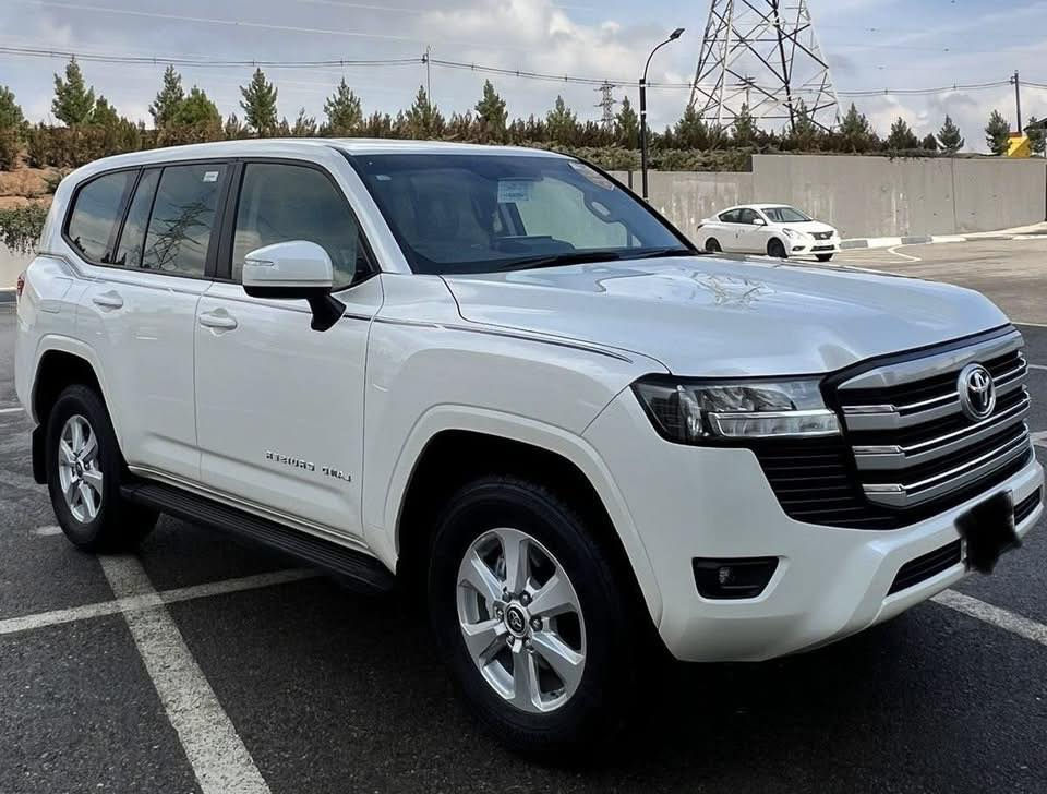 Toyota land cruiser 2025 سفری شەریکەی جیهان 

تەنیا 2 هەزار کیلۆمەتر ڕۆیشتووە 
خۆم بە سفری ڕامکێشاوە یەك دەستە 
زەمانی شەریکە ماوە 80 هەزار کم 
هیچی پێوە نیە 
نموونە لە جوانی و پاکی

سەیارەکە سفرە هەموو گیانی بەشەرت 

ژمارەی خاوەنەکەی 
***********
بو بینینی بابەتی زیاتر فولومان بکەن 🌹
#unitedautomotors #KurdistanCars #ErbilCars #landcruiser
