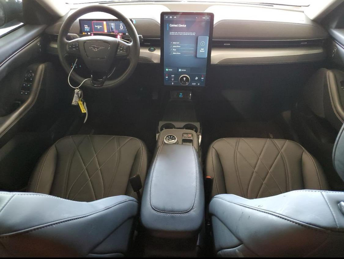 فورد ‏موستينج  2023  كهرباء كامل  
لون اسود 
قاطعه مسافة 22 الف ميل
بطارية ليثيوم 
‏تمشي بالشحنة  400   كيلو
بيع او مراوس بكامري 

‏
‏الإضافات  :
‏• دفع رباعي 
‏• شاحن لاسلكي Wireless Charger
‏• شاشة لمس بحجم 15.5 بوصة
‏• نظام كاميرا الرؤية المحيطية لركن السيارة 360 درجة 4 كاميرات
‏• مقاعد كهرباء - مدفأة 
‏• بصمة تشغيل
‏• حساسات ركن أمامية وخلفية
‏• مانع انزلاق
‏• مثبت سرعة Cruise Control
‏• أضوية زينون 
‏• مصابيح LED أمامية وخفلية
‏• اشارات عالمري الجانبيه مع النقطه العمياء
‏• تحكم ستيرن جهتين مع قيادة ذاتيه 
‏• مري طوي كهرباء
‏• نظام ملاحة - Navigation
‏• هاند بريك كهرباء
‏• اضاءة ليد داخلية Ambient lighting
‏• 8 وسائد هوائية Airbags
‏والعديد من الاضافات 
تبديل جامل امامي ايسر
***********
