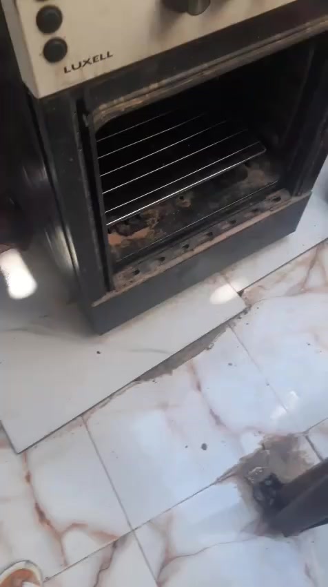 للبيع كلمن وسعرة  طباخ يشتغل مابي شي بس جامه فرن


**إذا كنت صاحب هذا الإعلان وتريد حذفه لأي سبب، رجاءا أرسل رسالة إلى الدعم الفني**