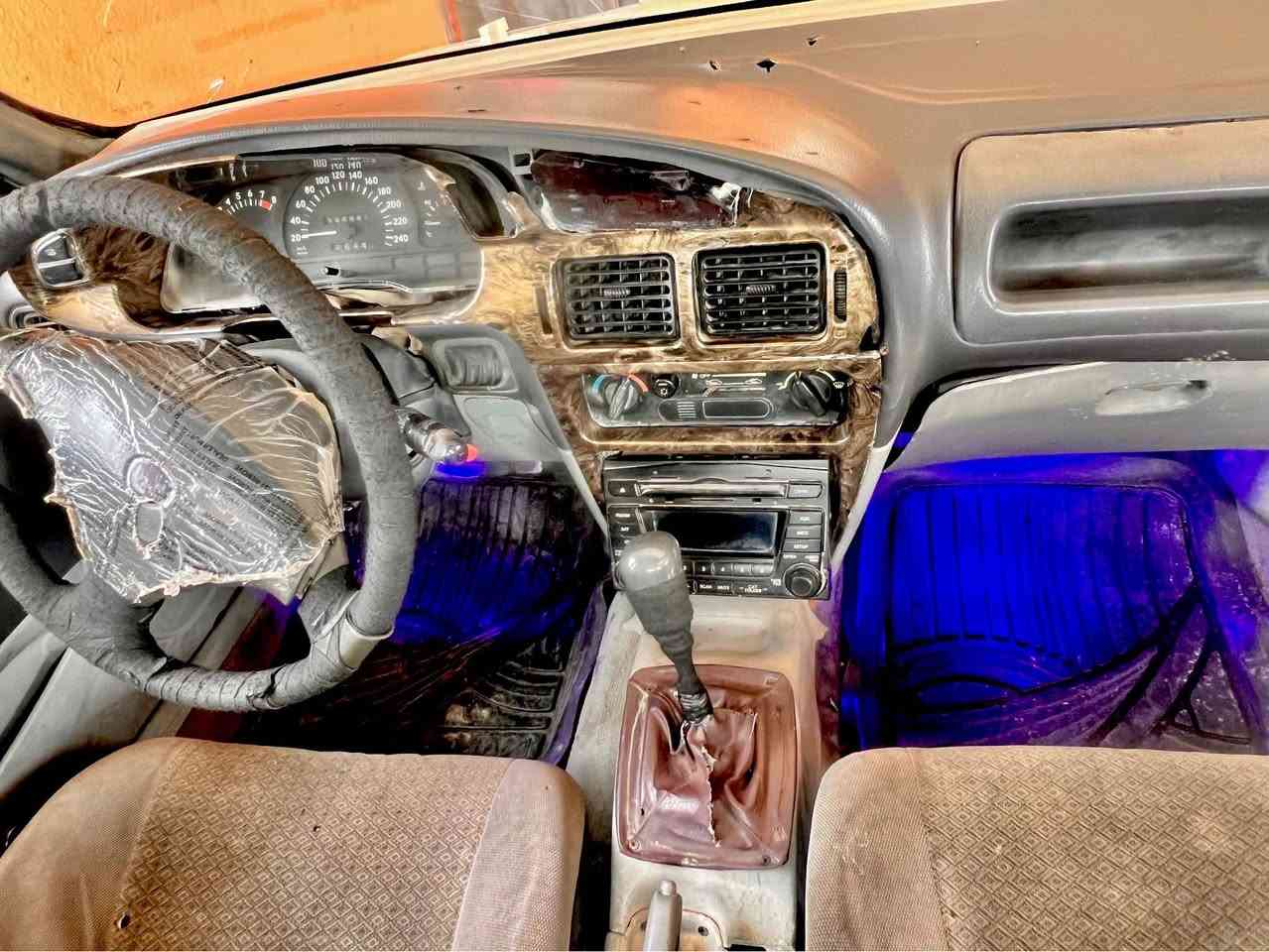 السلام عليكم بروتون موديل 2002 كير محرك شرط لا صرف ولا بخار تايرات ٤ جديد صدر جديد جوم كهربائي سياره مال جناي السعر ٢٠ وبي مجال مكان قضاء الحويجه 
الاتصال *********** Singapore
