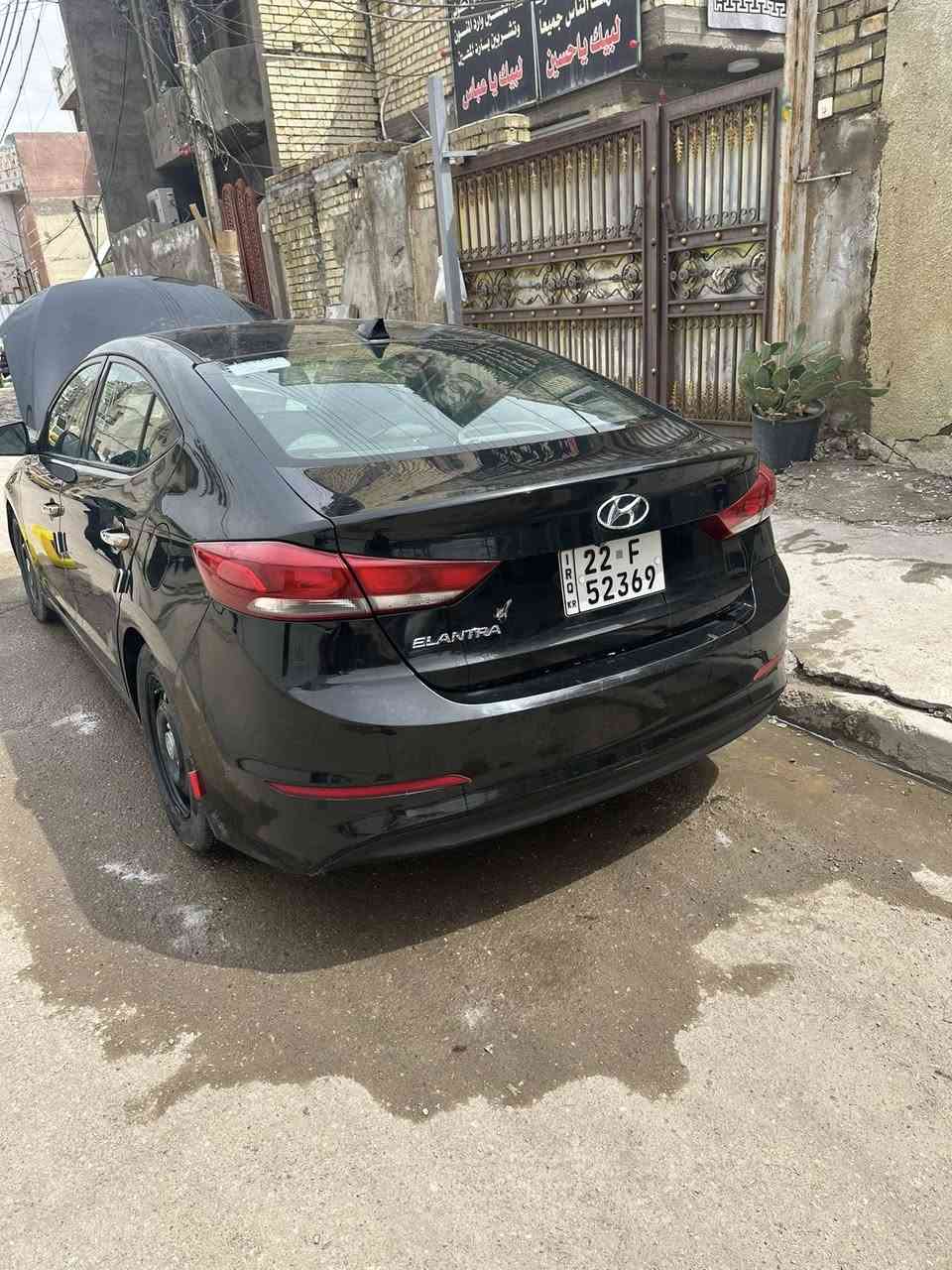 النترا 2018 وارد امريكي ضربتهه فقط شفه بنيد بدون صبغ و مرشوش وياهه الجاملغ و نص الباب كلير 
مواصفات نص فول 
•كامره دواره
•تحكم ستيرن كامل
•ثلاث وضعيات قياده
•صدر جديد
•باتري جديد
•تبريد ثلج
•ارضيه جلد
•كير محرك مكفول
•محرك الفين دوش
•السعر 110 وبيهه مجال للطيبين
السياره جاهزه مابيهه اي نقص 
رقم اربيل دولي تحويل مباشر
مكاني بغداد الشعب 
للاستفسار على الواتساب
☎️***********
الخاص مغلق لطفاً فقط واتساب
