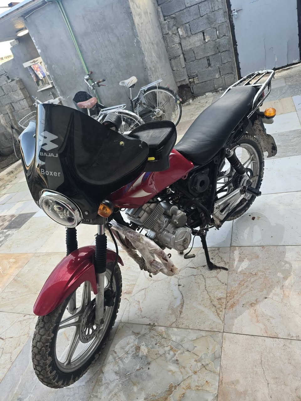 دايوان نظيفه وحلوه نكره سلف من البيت الشارع تخبل كامله اوراقها كامله منفيس كلشي كامل بيها 
سعر ٥٠٠


**إذا كنت صاحب هذا الإعلان وتريد حذفه لأي سبب، رجاءا أرسل رسالة إلى الدعم الفني**