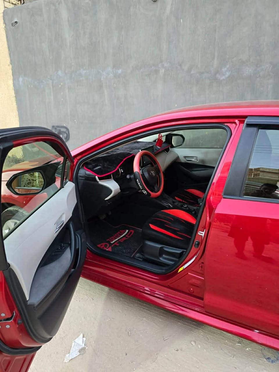 سلام عليكم كورلا لبيع موديل ٢١ رقم كربلاء معوقين وكاله بشرط بنفس لحضه حادثه خلفي بسيط مرفق بلسونار سياره موصفات le ماشيه ٣٣ الف بس سياره هواي احلى من صوره وبعدهي جديده بدون ايرباك  سعر ١٤٥ وبيه مجال حك جيه مكاني كربلاء حي امام علي اتصل او ستفسار فقط على رقم متواجد خط وتساب *********** Colombo, Sri Lanka
