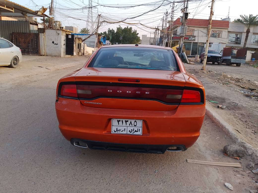 سلام عليكم بيع او مراوس 
دوج تشارجر 2011 
مواصفات عادية
محرك 3600
رقم اربيل بأسم كردي و عندي بيها وكالة عامة
وارد كندي داخلة كلين و بالعراق صاير بيها قطعه و نص صبغ 
بيها منظومة غاز 
 بيها نواقص بسيطة تنزل من سعرها 

سعرها 132 ورقة ترهم بيع او مراوس
مكانها بغداد حي الجهاد 
***********
*********** بغداد, العراق
