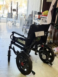 عربة معاقين • نور الدليل • بطارية قابلة للإزالة