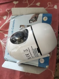 كاميرا مراقبة • واي فاي • فتحة ميموري