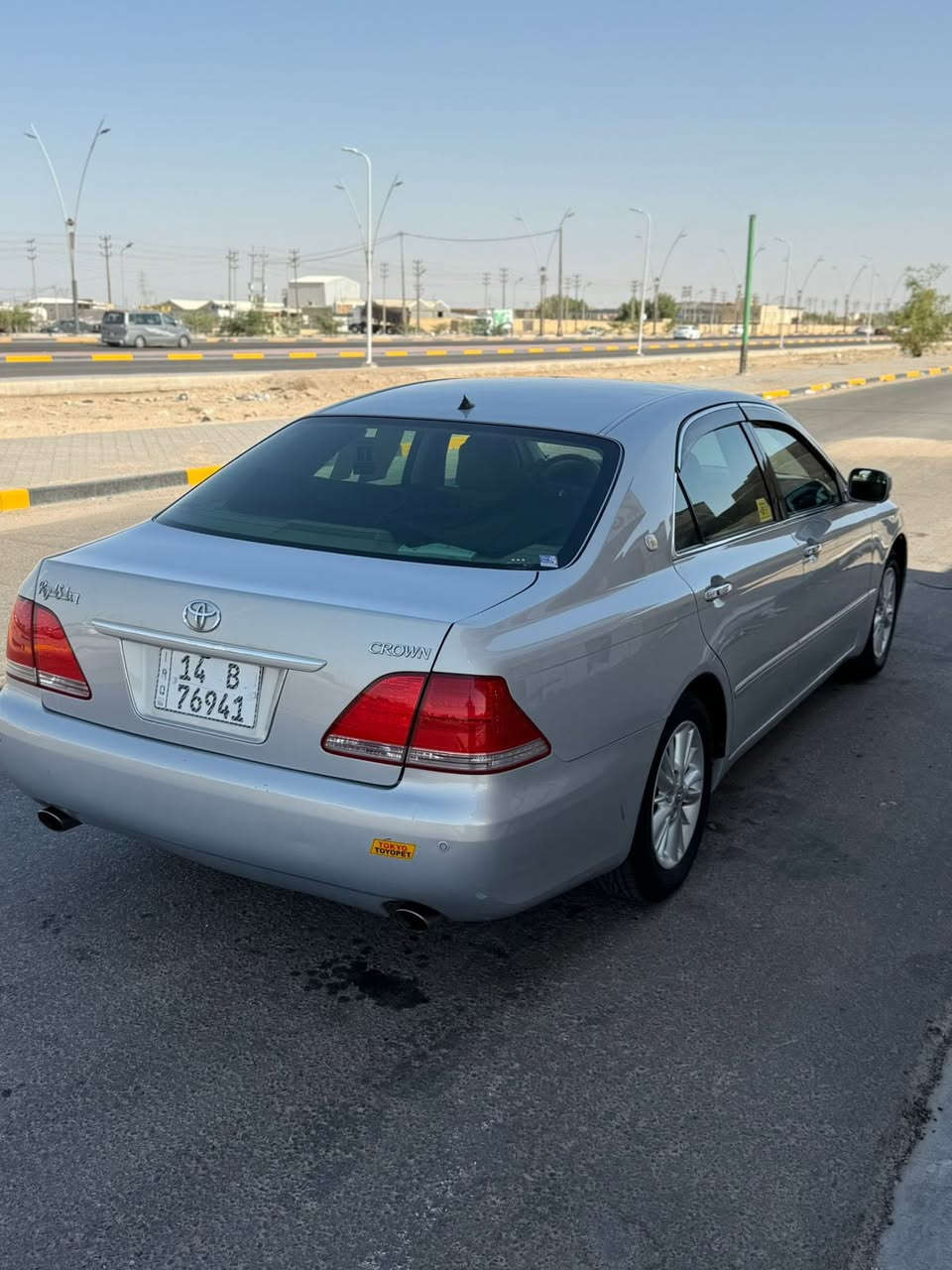 سلام عليكم.  شاهينه.  رقم بصره تسجيل جديد.  دخول جديد.  سياره جديده كارتون.  كفاله عامه.  فول مواصفات.  كشنات جلد تبريد 3قطع. ثلاجه.  سياره. جديده حييل تجي وشوف بعينك ماشيه. 83الف.  حقيقي.  شرط كفاله من زلق.  سعر.  150مجالها قليل حك جيه هاتف. ***********البصره.

