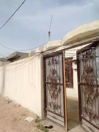 بيت وعرصه ٢٠٠م • البراكيه شارع المعمل • ٢ غرف