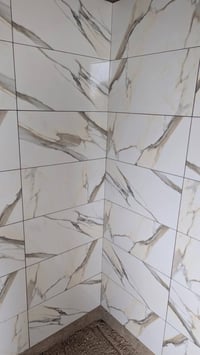 سيراميك • جدران • أرضية