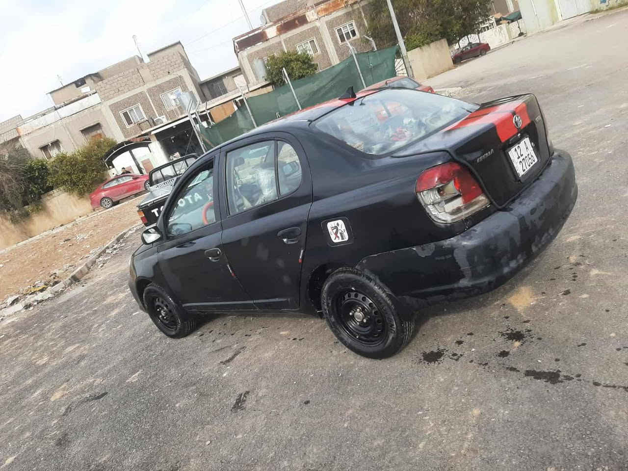 كورلا ايكو
2005
كير توماتيك
تبريد  بس ماشتغل ماعرف شنو بي
شاشه  
تايرات طخم جديد 
صبغ حزام
مكلف بل نشر هاذا رقم صاحبها 
بي واتساب 
 ***********
