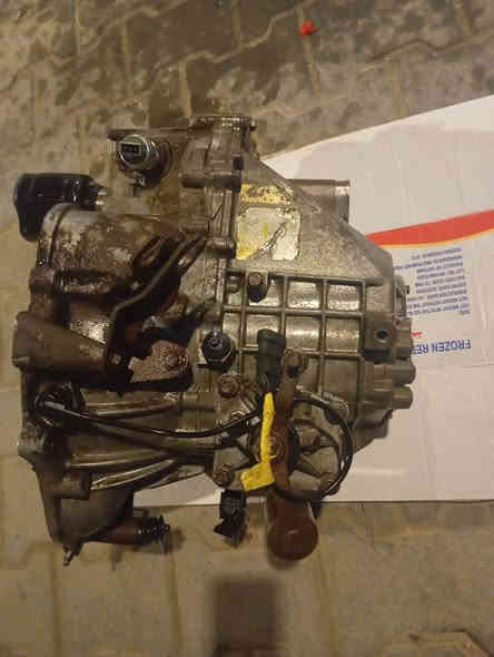 السلام عليكم لبيع كير جيلي موبل عادي شرط الشغل سعره 300 عنواني البصره رقم***********
