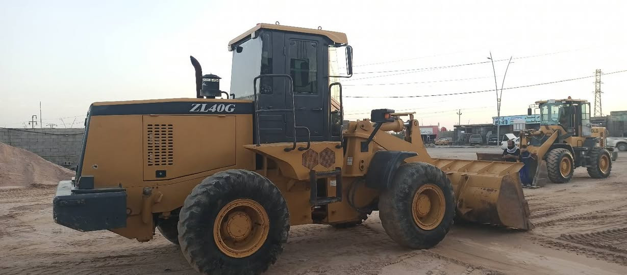 شفل للبيع جاهز الحجم 40 مكلف بالنشر استفسار الرقم***********
