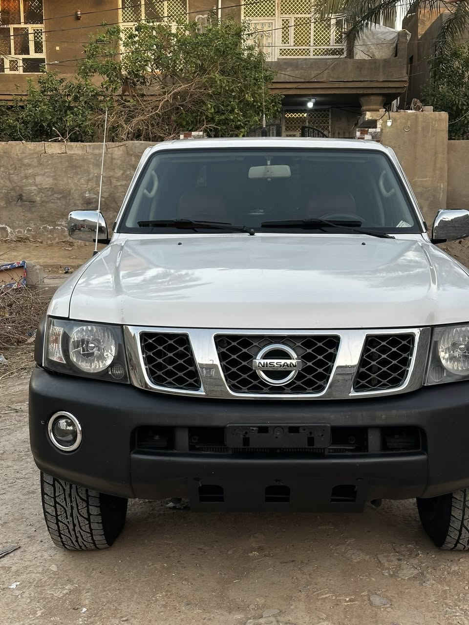 السلام عليكم اخوان نيسان باترول سوبر سفاري VTC موديل 2008 السياره فول للأخير برغي نقص ما بيها أخت الوكاله الي بيها صبغ كم قطعه لا غير وبدون حادث السياره كلش نضيفه من تجي تركب حالها حال الوكاله السياره مزاد وكتابها كامل بس باقي الرقم مطلعلها رقم بغداد خصوصي وشوفت عينكم امانت الله وهيج سياره مال جناي بس الضروف تحكم السعر 160 وبيها مجال رقم ***********
